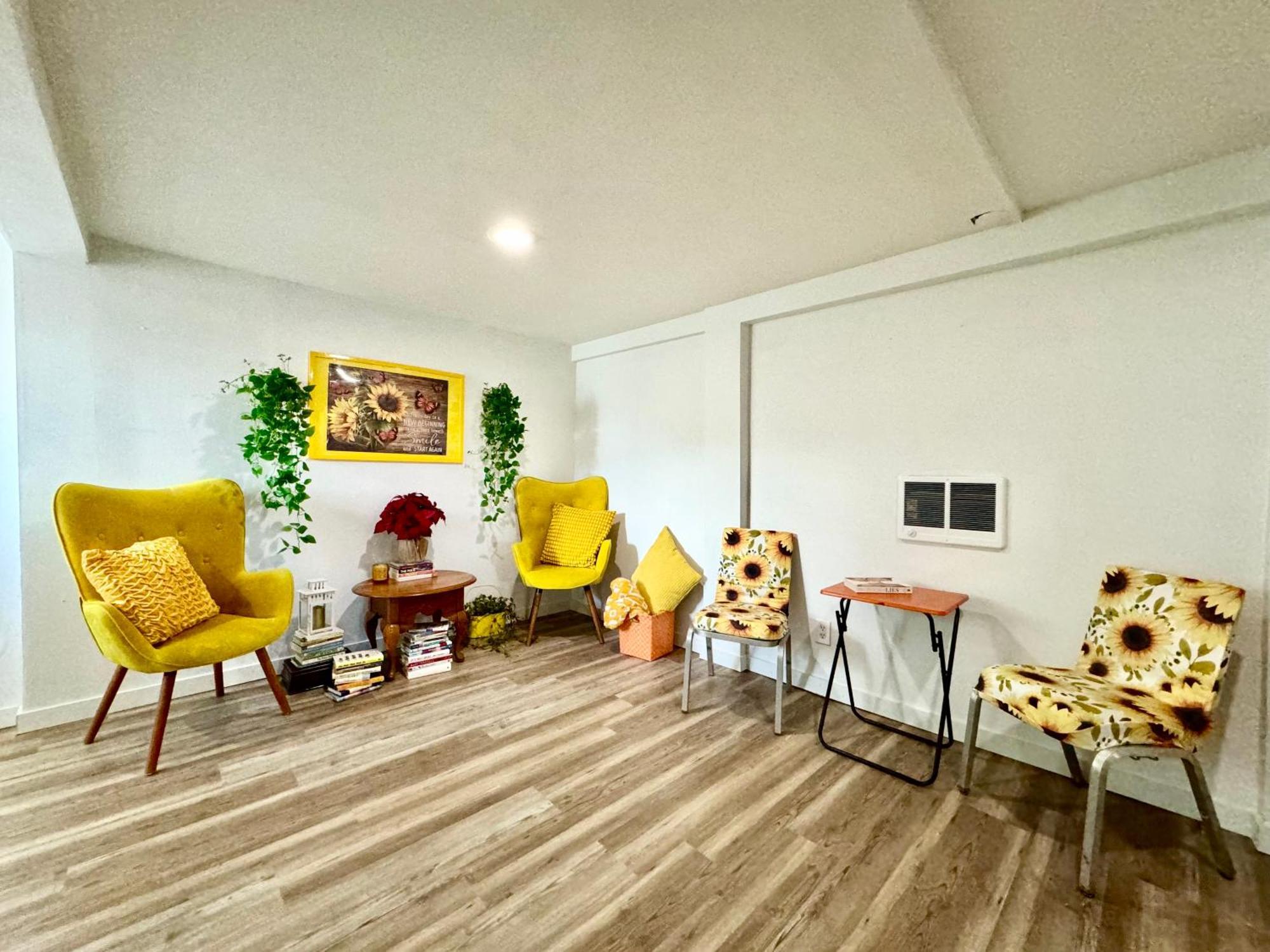 Private Room Tiny With Shared Bathroom Near Seatac Airport And Downtown سياتل المظهر الخارجي الصورة